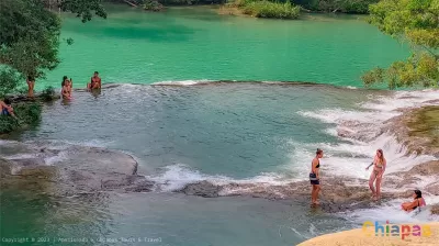 Archaeological Zone of Palenque and Roberto Barrios Waterfall with transfer to San Cristóbal. — Tour in Chiapas
